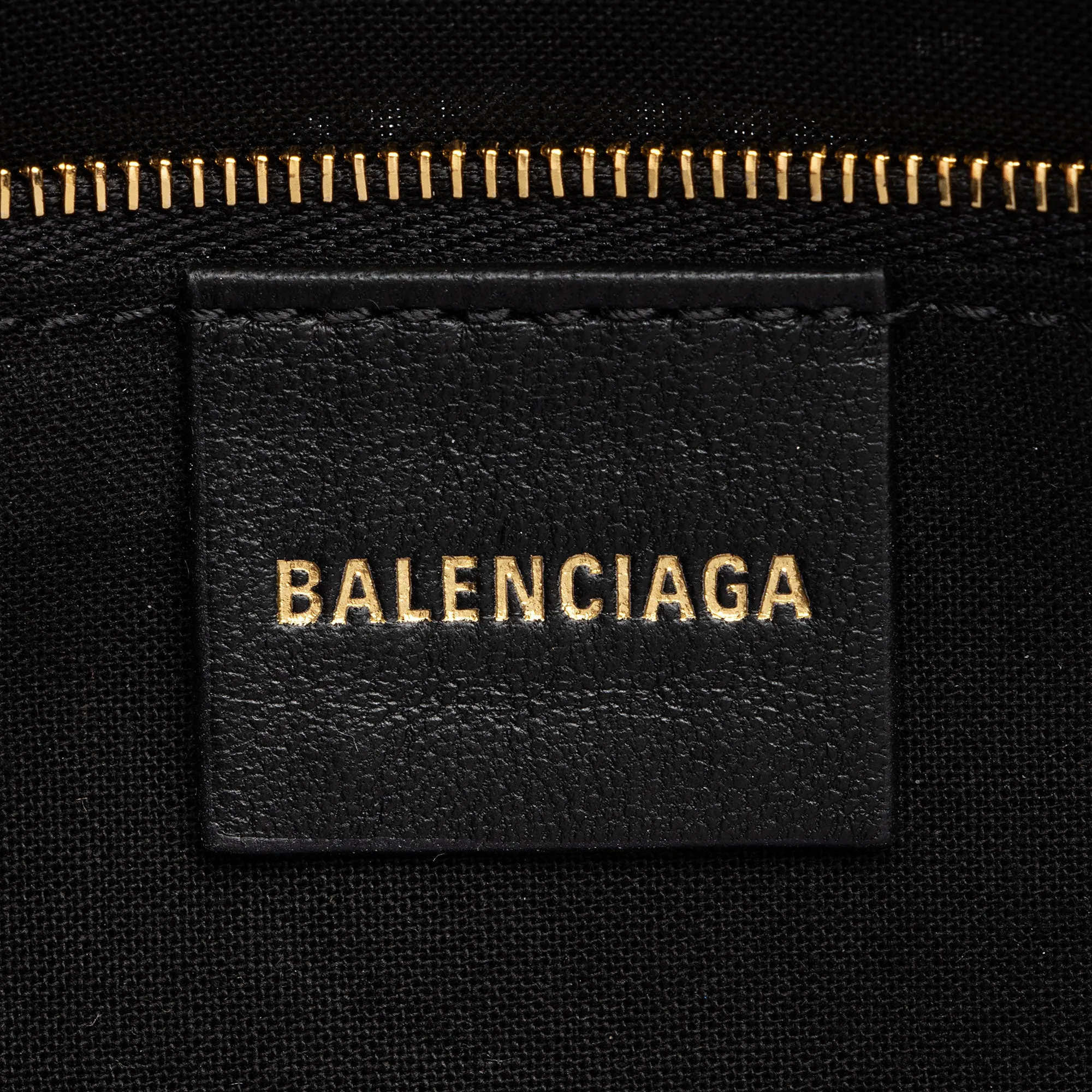 Balenciaga BB Monogram Canvas Medium Camera Bag (SHF-pcOicu)