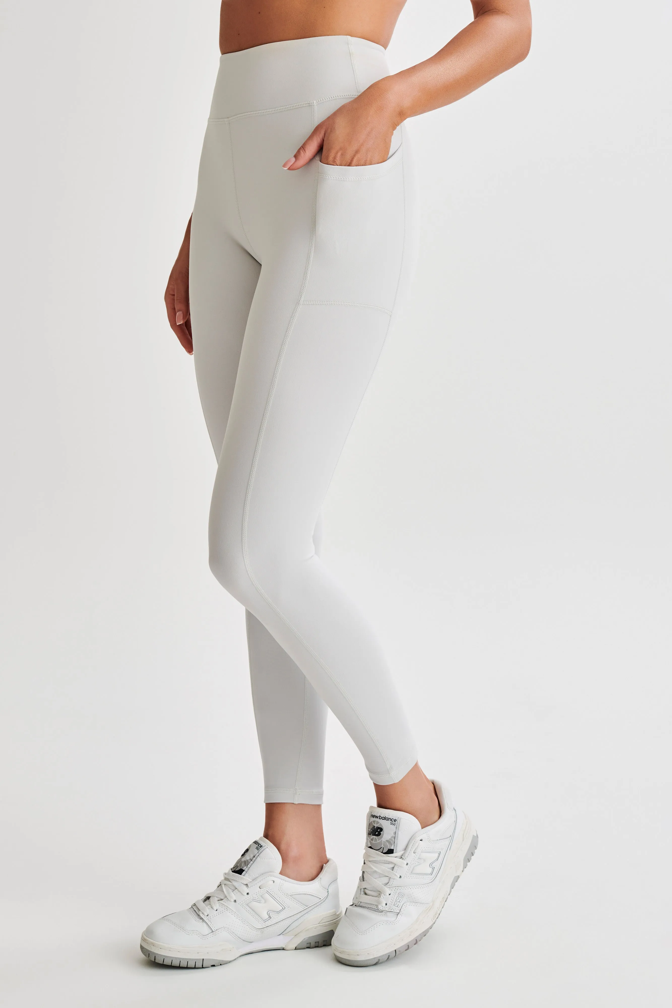 Briar V Back Leggings With Pockets - Ice Grey