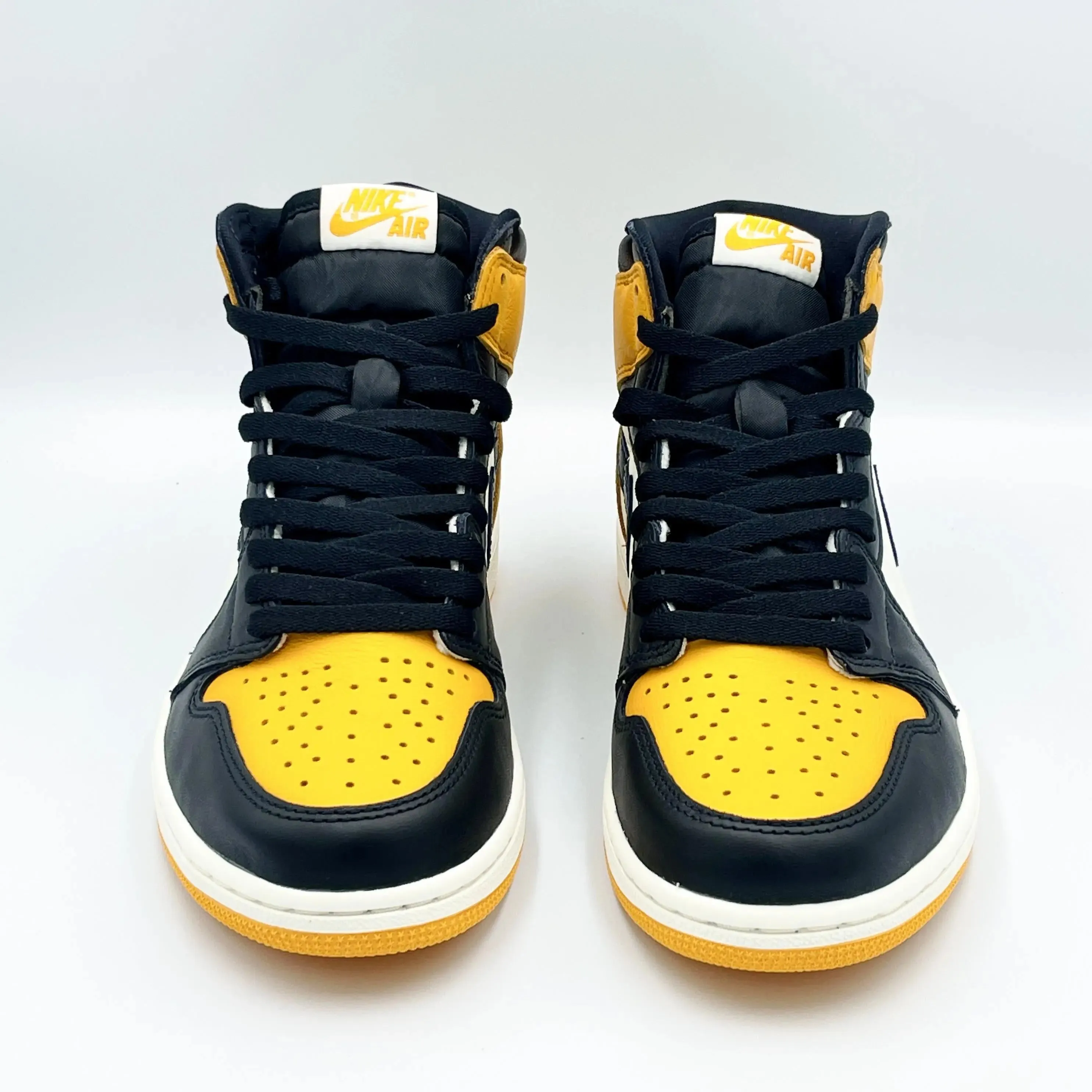 Jordan 1 Retro High OG Yellow Toe